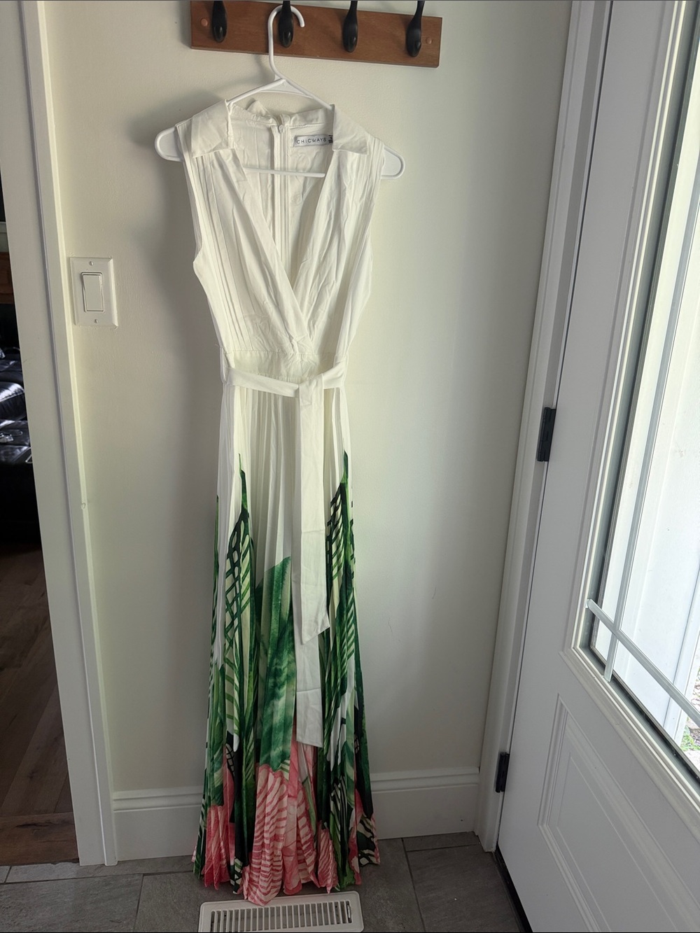 Sleeveless White Maxi Jumpsuit with Green Palm Print and Pink Hem